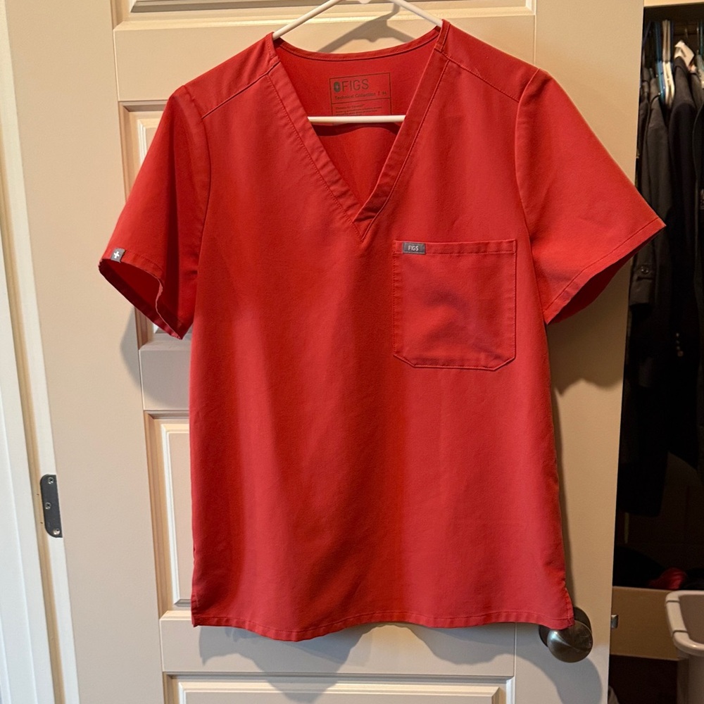 Figs Women's Short Sleeve Red V-Neck Top